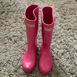 Original Big Kids Gloss Rain Boots: Bright Pink